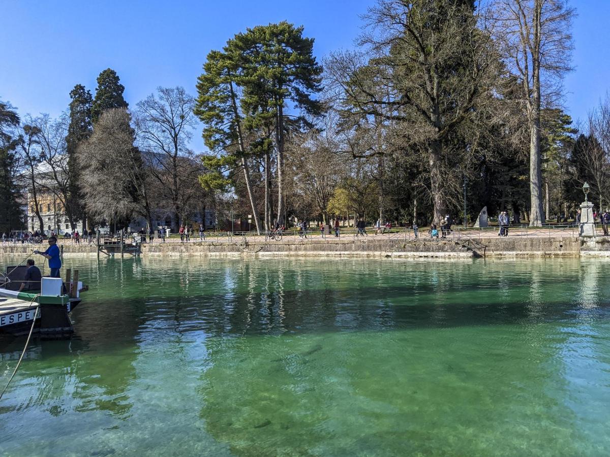 La Plume Vue Lac 3 Etoiles - Garage Prive, Secteur Recherche, Moderne & Tout Equipe, 6 Personnes Annecy Exteriér fotografie