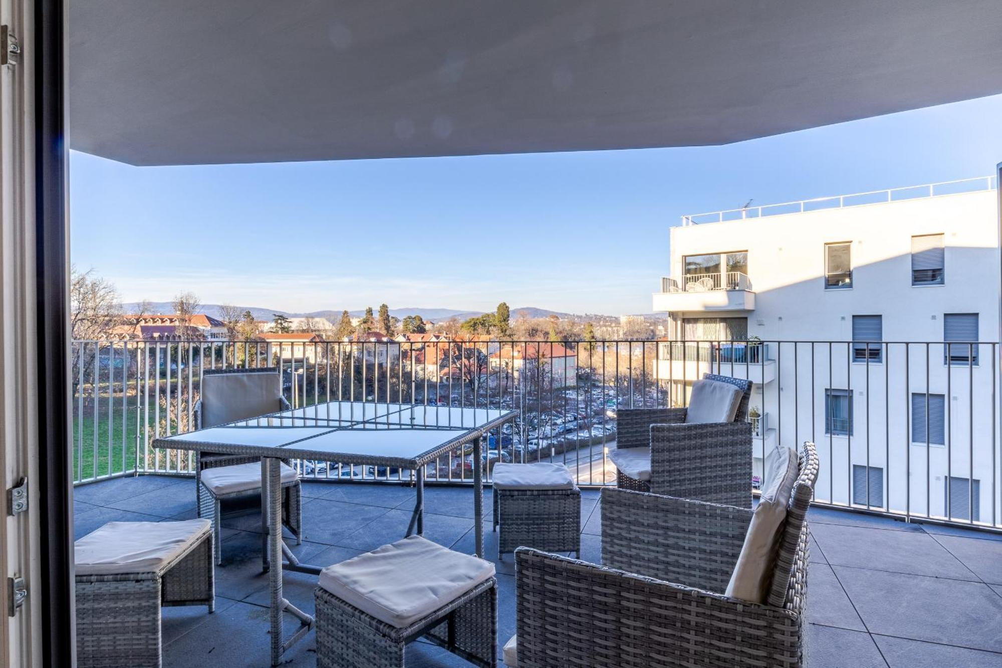 La Plume Vue Lac 3 Etoiles - Garage Prive, Secteur Recherche, Moderne & Tout Equipe, 6 Personnes Annecy Exteriér fotografie